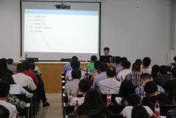 公司舉辦道路交通及企業(yè)消防安全專題培訓(xùn)班